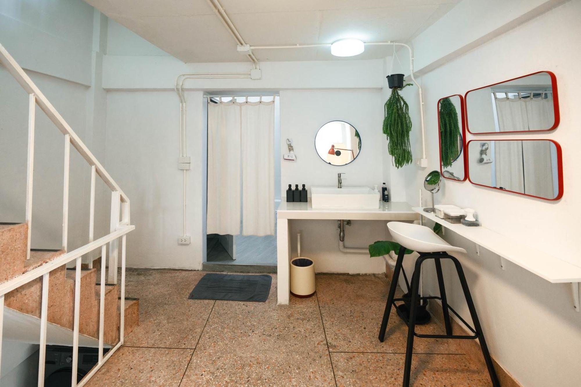 Albergue Nap In A Blue Moon Banguecoque